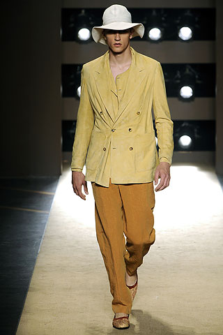 Gianfranco Ferre / - 2011